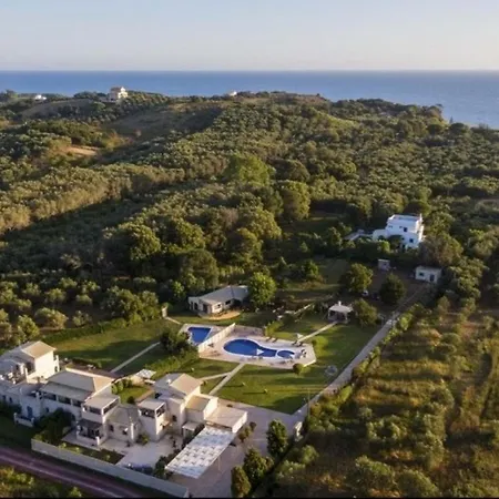 Cosa Nostra Villa *